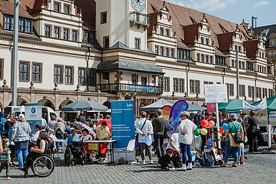 Protesttag 2022, Menschen auf dem Markt