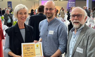 Birgit Malios, Dr. Frank Braun und Wolfgang Merseburger mit dem Spendencheck der Leipziger Kinderstiftung