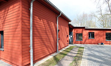 Das rote Haus von außen