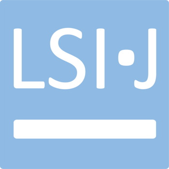 Das LSI.J Logo, ein zweigeteiltes abgerundetes Rechteck. Linke Hälfte: die Abkürzung "LSI.J" in Weiß auf Blau, rechte Hälfte ausgeschrieben "Leipziger Sprachinstrumentarium Jugend" in Blau auf Weiß